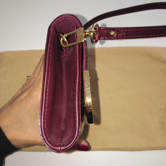 Louis Vuitton Amarante Monogram Vernis RossmoreBag - Picture 5 of 8